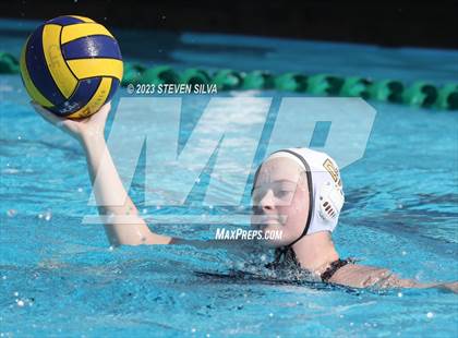 Thumbnail 2 in El Camino vs. Helix (San Diego Open) photogallery.