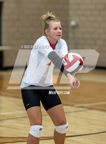 Thumbnail 2 in Madison @ Mountain View (5A/6A Volleyball Challenge) photogallery.