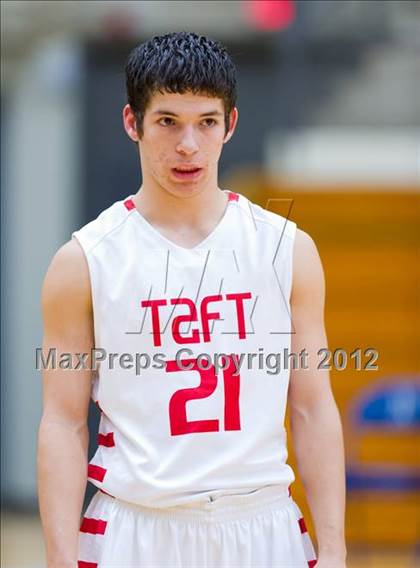Thumbnail 1 in Warren @ Taft photogallery.