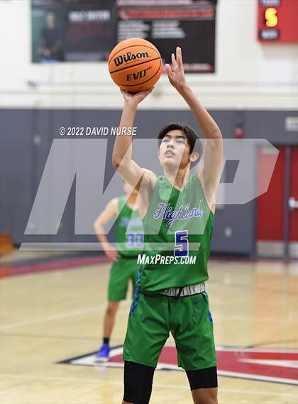 Thumbnail 3 in Wasco vs. Highland photogallery.