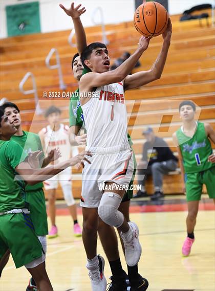 Thumbnail 1 in Wasco vs. Highland photogallery.