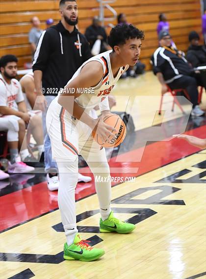 Thumbnail 1 in Wasco vs. Highland photogallery.