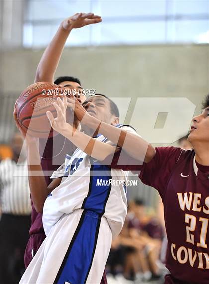 Thumbnail 1 in West Covina @ Diamond Ranch photogallery.