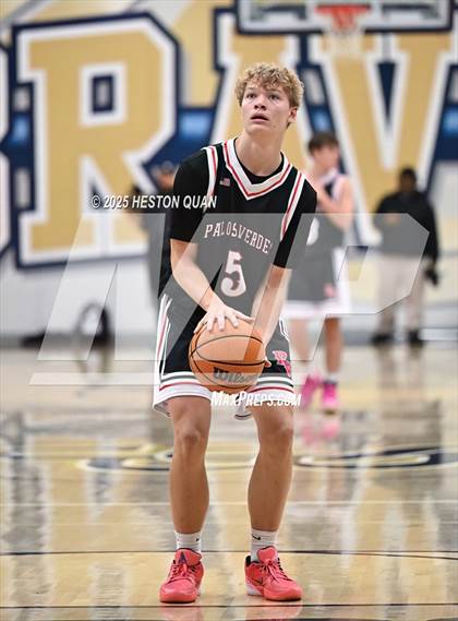 Thumbnail 1 in Palos Verdes vs. St. John Bosco (Bosco Classic) photogallery.