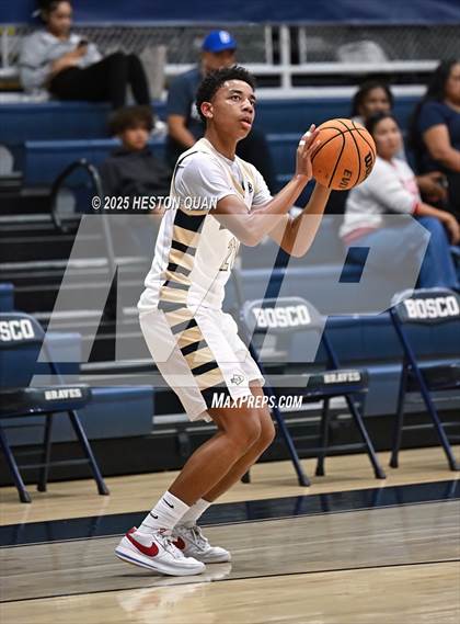 Thumbnail 2 in Palos Verdes vs. St. John Bosco (Bosco Classic) photogallery.