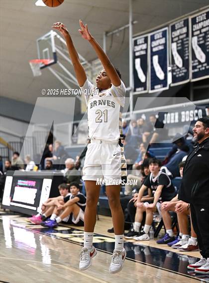 Thumbnail 3 in Palos Verdes vs. St. John Bosco (Bosco Classic) photogallery.