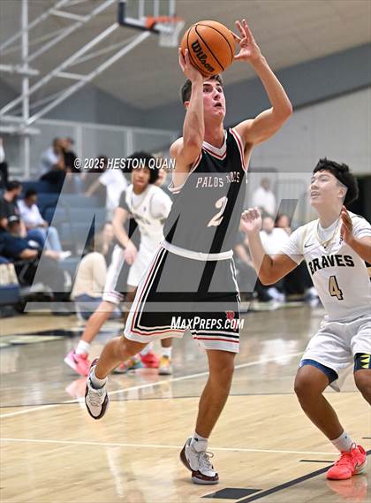 Thumbnail 2 in Palos Verdes vs. St. John Bosco (Bosco Classic) photogallery.