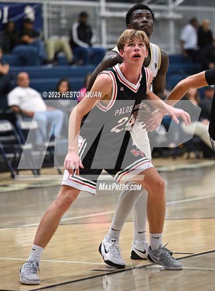 Thumbnail 2 in Palos Verdes vs. St. John Bosco (Bosco Classic) photogallery.