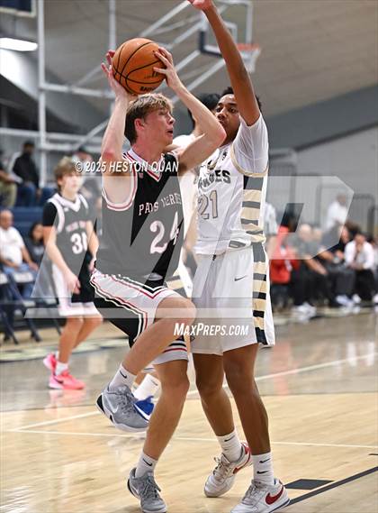 Thumbnail 3 in Palos Verdes vs. St. John Bosco (Bosco Classic) photogallery.
