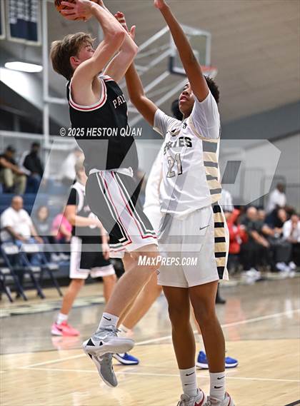 Thumbnail 1 in Palos Verdes vs. St. John Bosco (Bosco Classic) photogallery.
