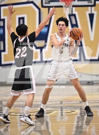 Thumbnail 1 in Palos Verdes vs. St. John Bosco (Bosco Classic) photogallery.