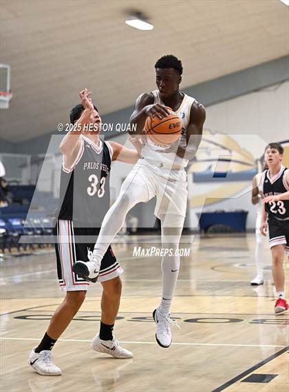 Thumbnail 1 in Palos Verdes vs. St. John Bosco (Bosco Classic) photogallery.