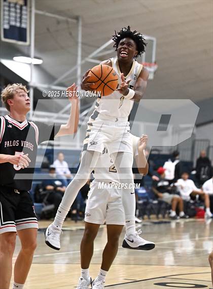 Thumbnail 3 in Palos Verdes vs. St. John Bosco (Bosco Classic) photogallery.