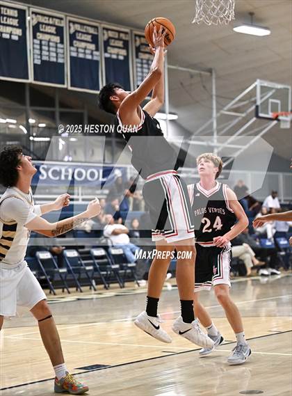 Thumbnail 2 in Palos Verdes vs. St. John Bosco (Bosco Classic) photogallery.
