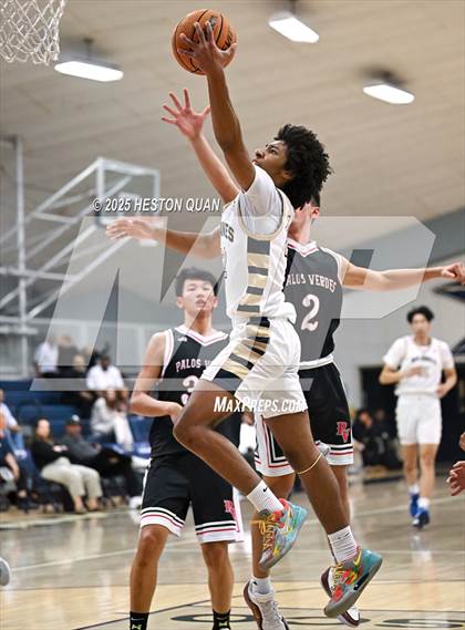 Thumbnail 1 in Palos Verdes vs. St. John Bosco (Bosco Classic) photogallery.