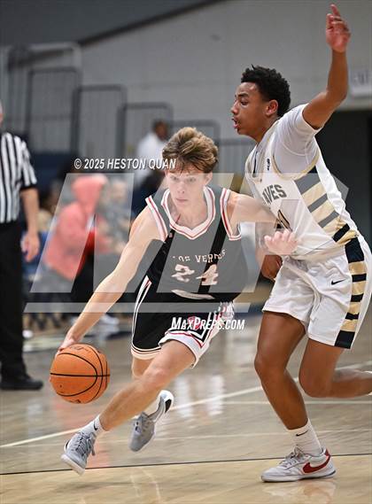 Thumbnail 3 in Palos Verdes vs. St. John Bosco (Bosco Classic) photogallery.