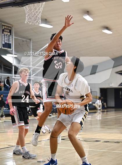 Thumbnail 1 in Palos Verdes vs. St. John Bosco (Bosco Classic) photogallery.