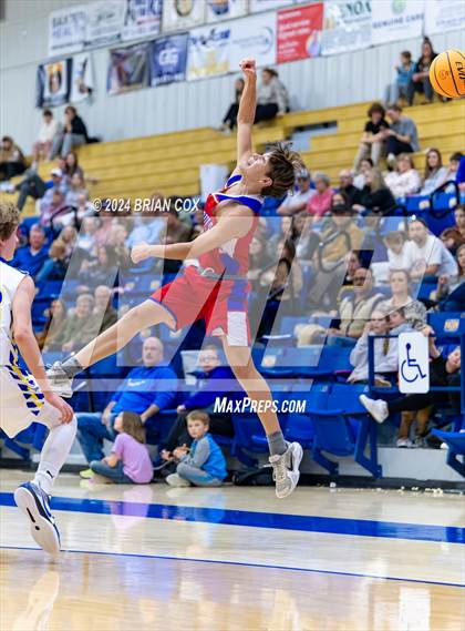 Thumbnail 3 in Paragould @ Mountain Home photogallery.