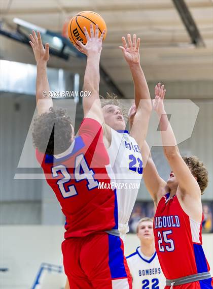 Thumbnail 3 in Paragould @ Mountain Home photogallery.
