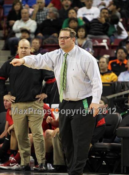 Thumbnail 1 in Sheldon vs. Jesuit (CIF D1 NorCal Regional Final) photogallery.