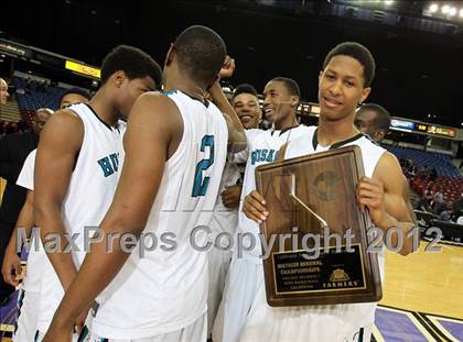 Thumbnail 2 in Sheldon vs. Jesuit (CIF D1 NorCal Regional Final) photogallery.