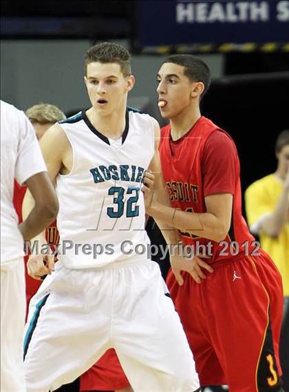 Thumbnail 3 in Sheldon vs. Jesuit (CIF D1 NorCal Regional Final) photogallery.