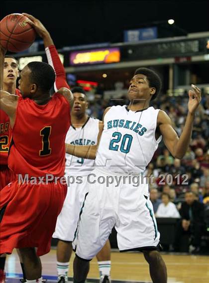 Thumbnail 1 in Sheldon vs. Jesuit (CIF D1 NorCal Regional Final) photogallery.