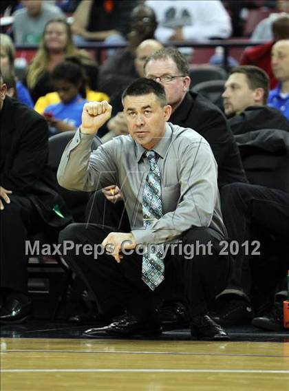 Thumbnail 3 in Sheldon vs. Jesuit (CIF D1 NorCal Regional Final) photogallery.