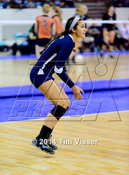 Thumbnail 3 in Platte Valley vs. Coal Ridge (CHSAA 3A Playoff) photogallery.