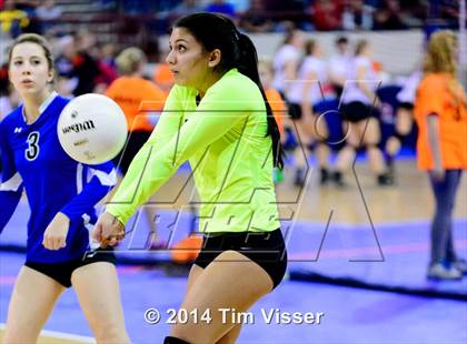 Thumbnail 2 in Platte Valley vs. Coal Ridge (CHSAA 3A Playoff) photogallery.