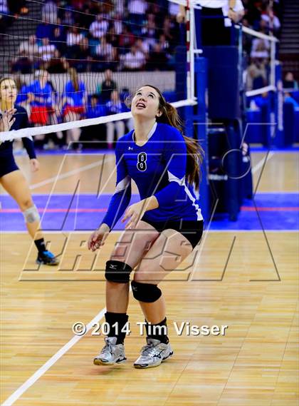 Thumbnail 3 in Platte Valley vs. Coal Ridge (CHSAA 3A Playoff) photogallery.