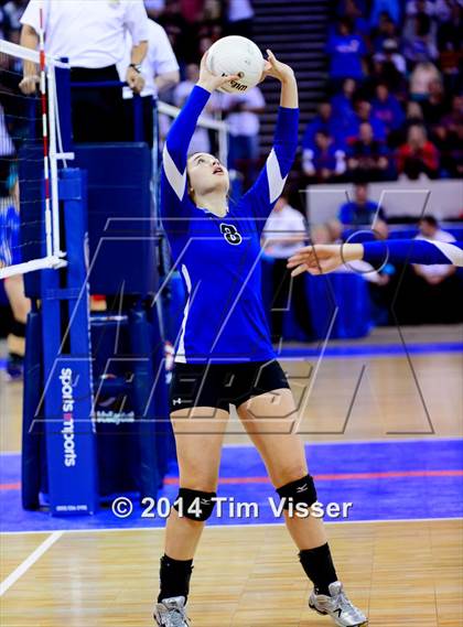Thumbnail 1 in Platte Valley vs. Coal Ridge (CHSAA 3A Playoff) photogallery.