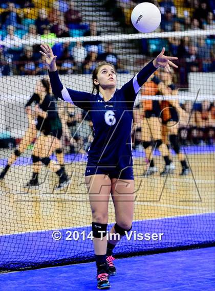 Thumbnail 2 in Platte Valley vs. Coal Ridge (CHSAA 3A Playoff) photogallery.
