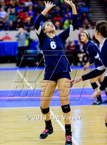 Thumbnail 2 in Platte Valley vs. Coal Ridge (CHSAA 3A Playoff) photogallery.
