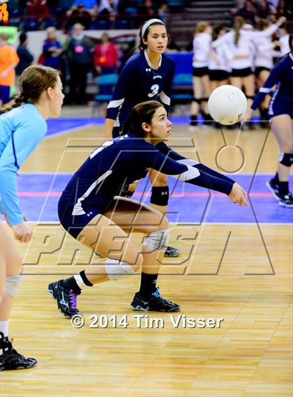 Thumbnail 3 in Platte Valley vs. Coal Ridge (CHSAA 3A Playoff) photogallery.