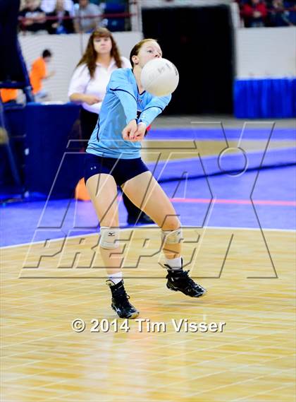Thumbnail 2 in Platte Valley vs. Coal Ridge (CHSAA 3A Playoff) photogallery.