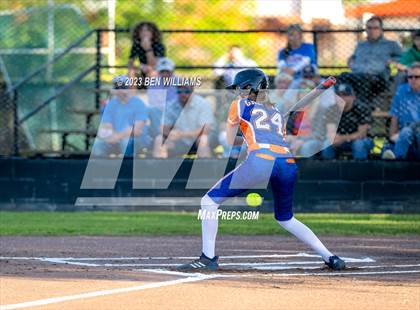 Thumbnail 2 in Cottondale vs Graceville (FHSAA 1A District 3 Quarterfinal) photogallery.