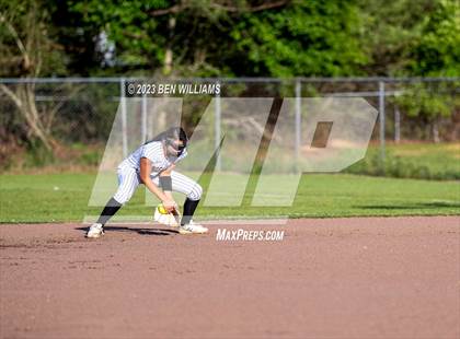 Thumbnail 2 in Cottondale vs Graceville (FHSAA 1A District 3 Quarterfinal) photogallery.