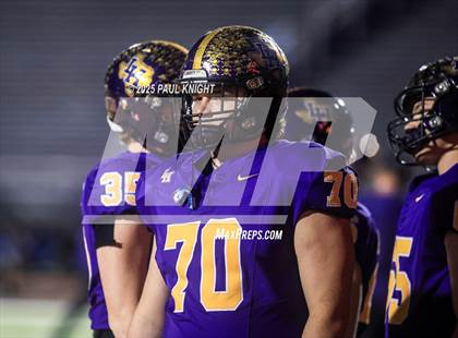 Thumbnail 2 in Lanier @ Liberty Hill (UIL 5A D2 Football Bi-District) photogallery.