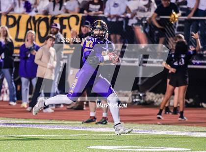 Thumbnail 2 in Lanier @ Liberty Hill (UIL 5A D2 Football Bi-District) photogallery.