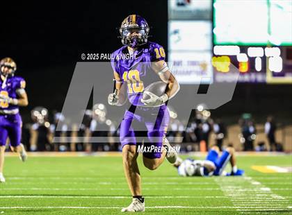 Thumbnail 3 in Lanier @ Liberty Hill (UIL 5A D2 Football Bi-District) photogallery.