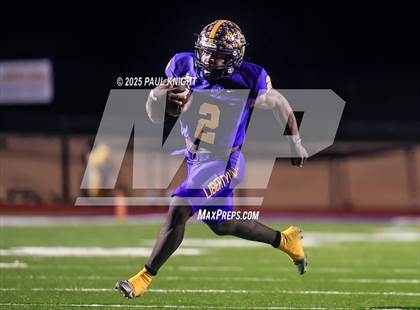 Thumbnail 3 in Lanier @ Liberty Hill (UIL 5A D2 Football Bi-District) photogallery.