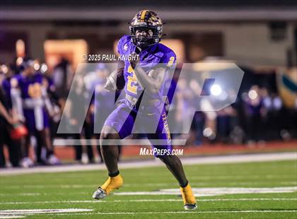 Thumbnail 1 in Lanier @ Liberty Hill (UIL 5A D2 Football Bi-District) photogallery.