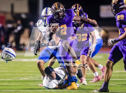 Thumbnail 2 in Lanier @ Liberty Hill (UIL 5A D2 Football Bi-District) photogallery.