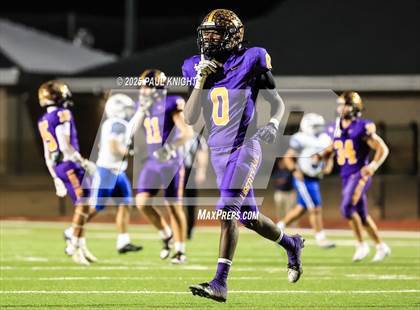 Thumbnail 2 in Lanier @ Liberty Hill (UIL 5A D2 Football Bi-District) photogallery.