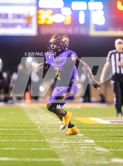 Thumbnail 3 in Lanier @ Liberty Hill (UIL 5A D2 Football Bi-District) photogallery.