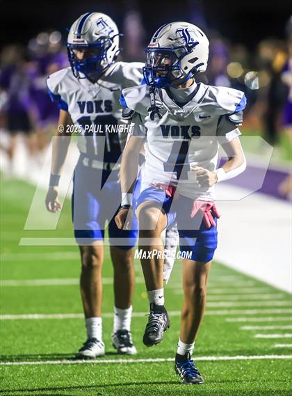 Thumbnail 2 in Lanier @ Liberty Hill (UIL 5A D2 Football Bi-District) photogallery.