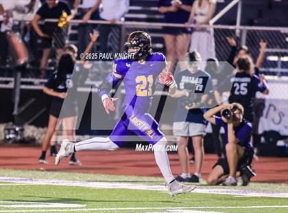 Thumbnail 2 in Lanier @ Liberty Hill (UIL 5A D2 Football Bi-District) photogallery.