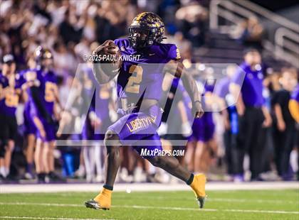 Thumbnail 2 in Lanier @ Liberty Hill (UIL 5A D2 Football Bi-District) photogallery.