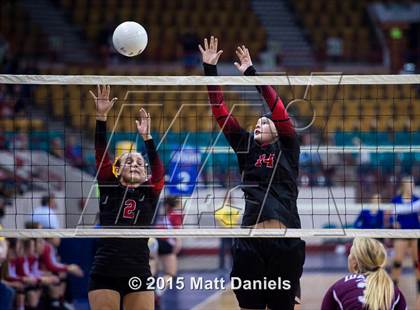 Thumbnail 2 in Otis vs. Idalia (CHSAA 1A Final) photogallery.